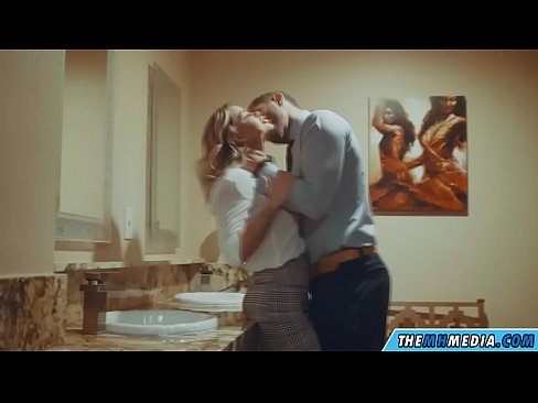 ❤️ Nalika pirang busty seduces anjeun dina restroom umum ️ pelacur dina pornosu.storestarbucks.top ❤